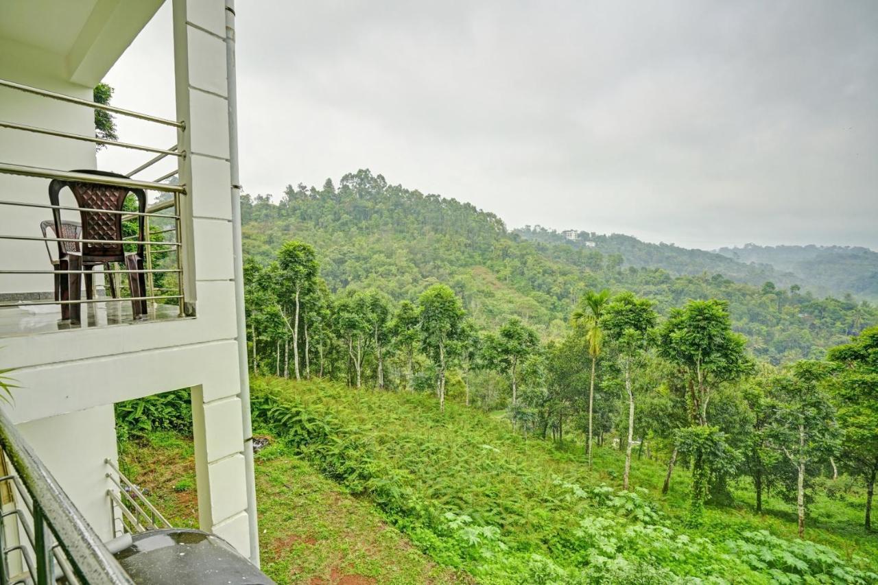 Oyo Flagship 81260 Star Lights Hotel Munnar Kültér fotó
